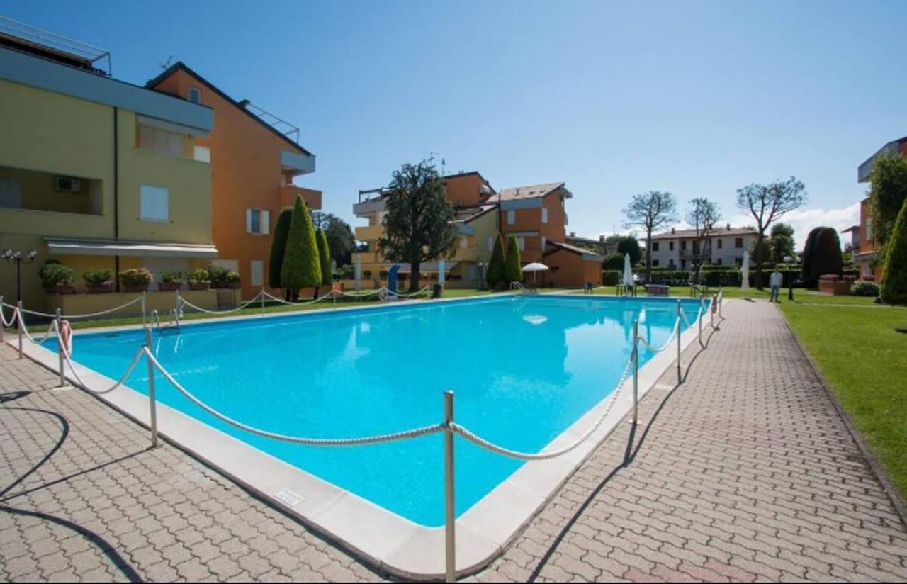 Appartamento Garden Ville Sirmione Exterior photo