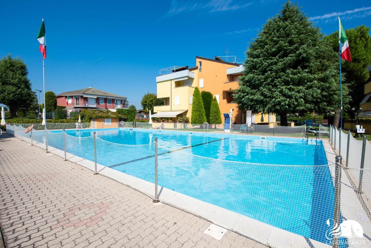 Appartamento Garden Ville Sirmione Exterior photo